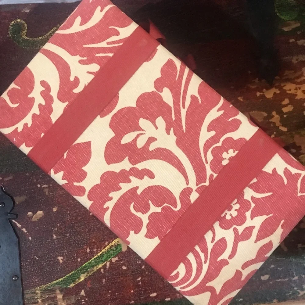 ▪️Decorative Canvas Covered Box
